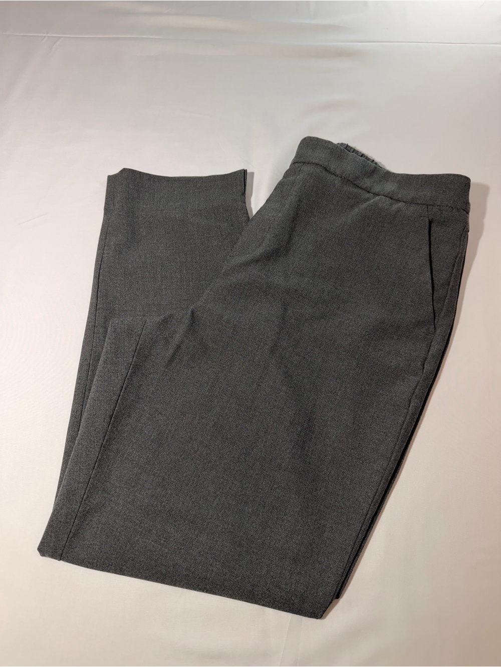 Banana Republic Women's Straight Leg Pants in Charcoal Gray